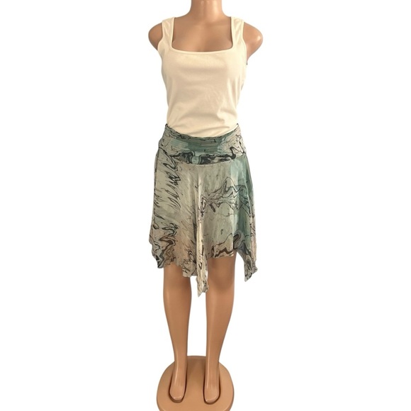To the Max Handkerchief  Marble Silk Skirt - Picture 1 of 9